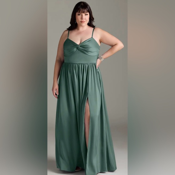 Azazie Dresses & Skirts - Azazie Zeya
